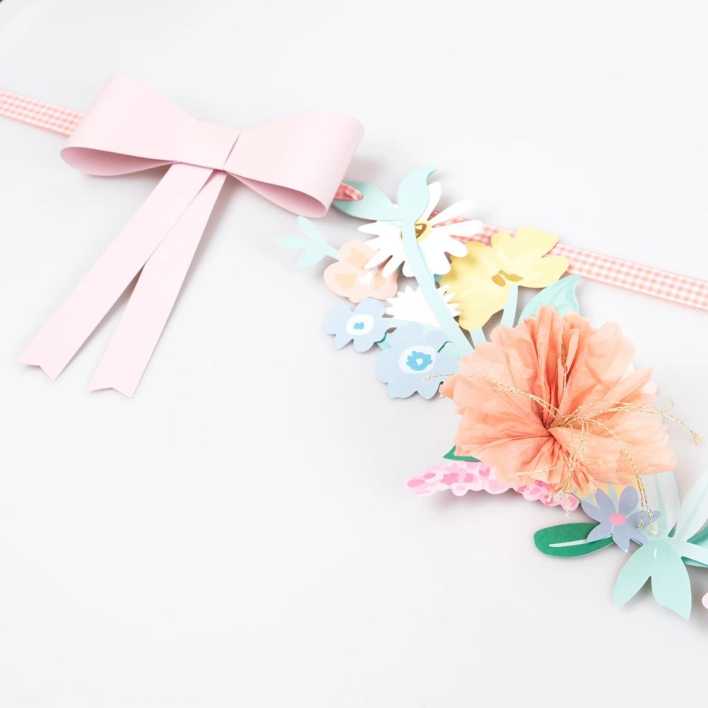 Meri Meri Flower & Bow Garland